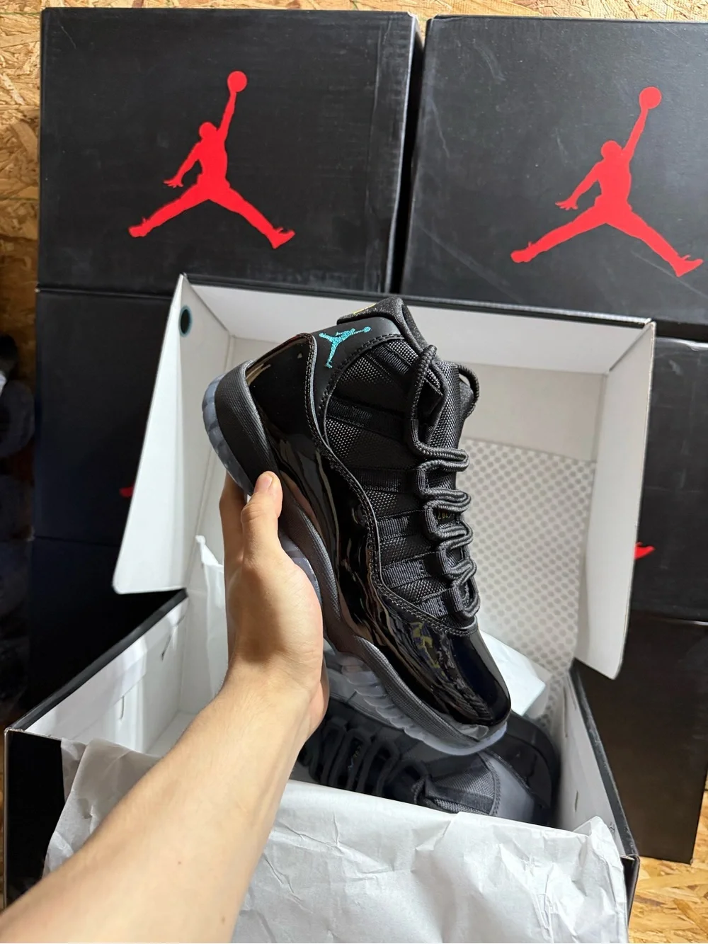 Jordan 11 Retro Gamma Blue Men’s Low-Top Sneakers — Black with Teal Jumpman